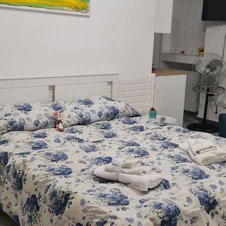 Le Ginestre In Centro Bed & Breakfast Salerno Ngoại thất bức ảnh