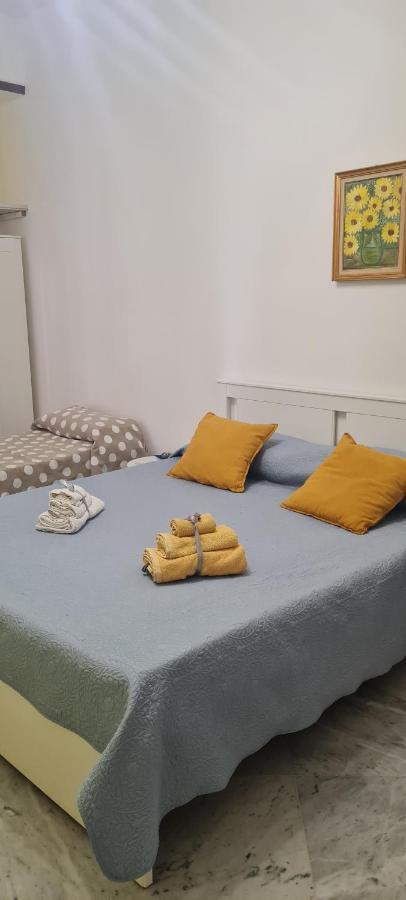 Le Ginestre In Centro Bed & Breakfast Salerno Ngoại thất bức ảnh