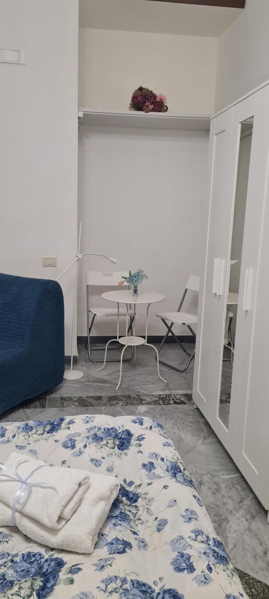 Le Ginestre In Centro Bed & Breakfast Salerno Ngoại thất bức ảnh