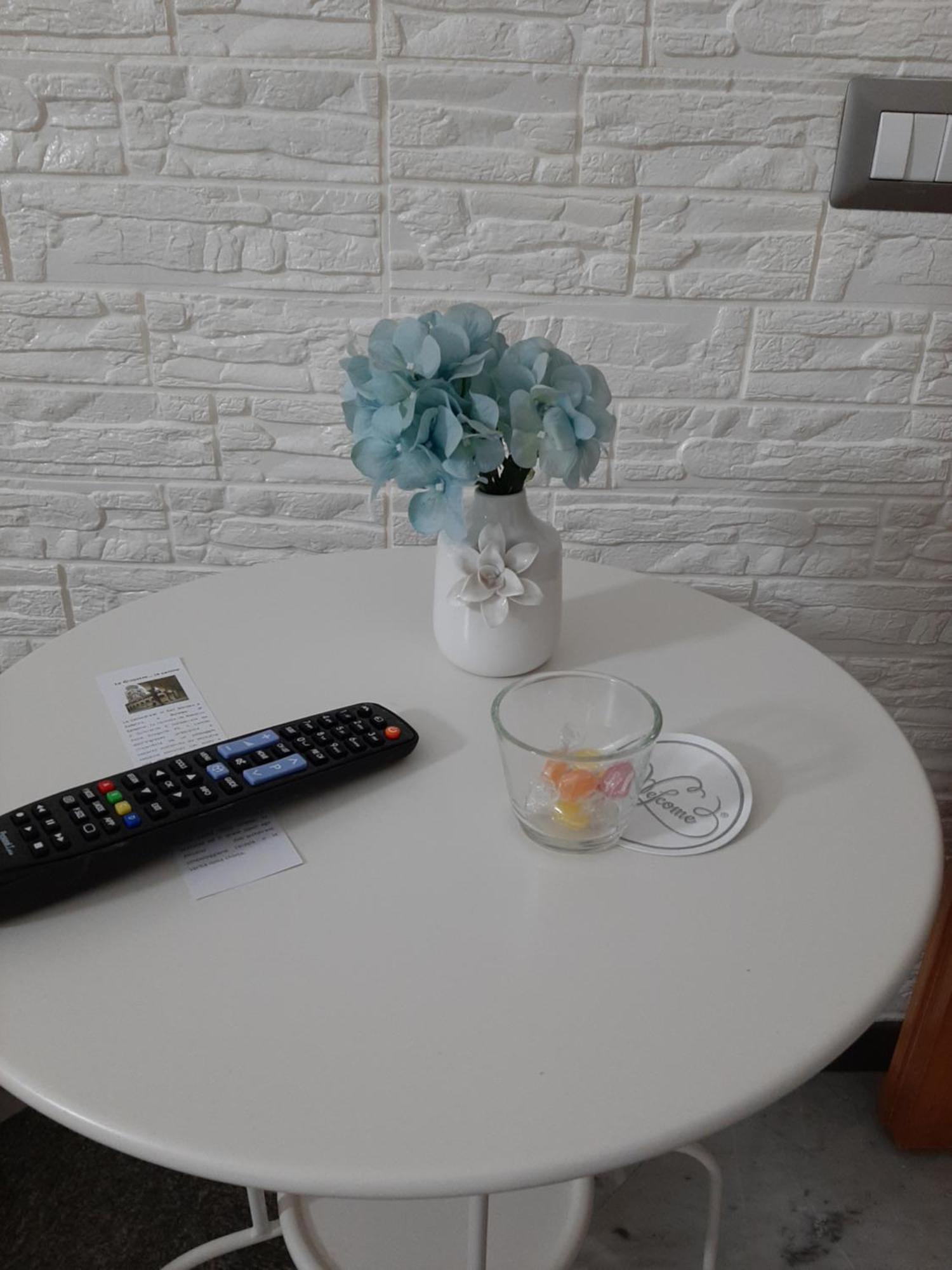 Le Ginestre In Centro Bed & Breakfast Salerno Phòng bức ảnh